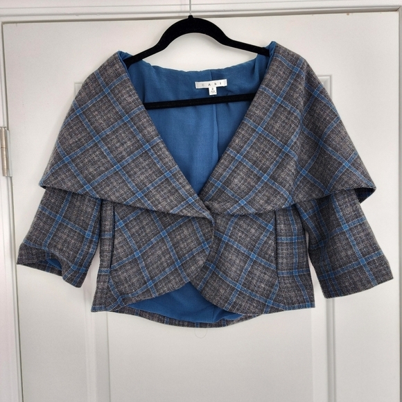 CAbi 916 Plaid Cape Jacket with Shawl Collar 2 - Picture 1 of 6